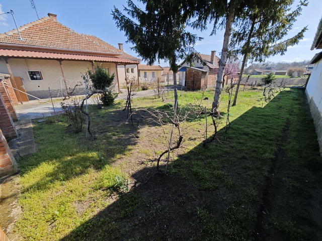 Eladó családi ház, Kétegyházán 19.9 M Ft, 2 szobás