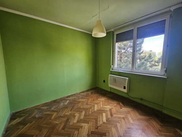 Eladó téglalakás, Pápán 33.9 M Ft, 2 szobás