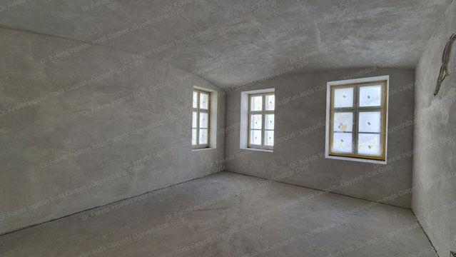 Eladó iroda, Győrött 61.6 M Ft, 2 szobás / költözzbe.hu