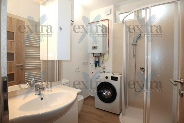 Kiadó téglalakás, albérlet, Szegeden 175 E Ft / hó, 2 szobás