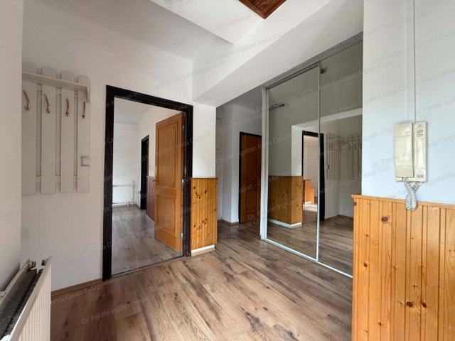 Kiadó ipari ingatlan, Győrött 375 E Ft / hó, 4 szobás