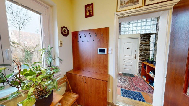 Eladó családi ház, Budapesten, III. kerületben, Erdőalja úton