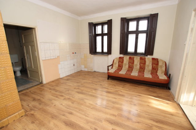 Eladó családi ház, Debrecenben 65 M Ft, 4 szobás