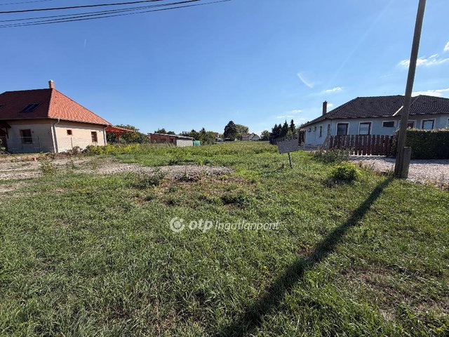 Eladó telek, Győrújfalun 69.5 M Ft / költözzbe.hu