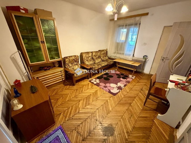 Eladó sorház, Pécsett 16.99 M Ft, 4 szobás
