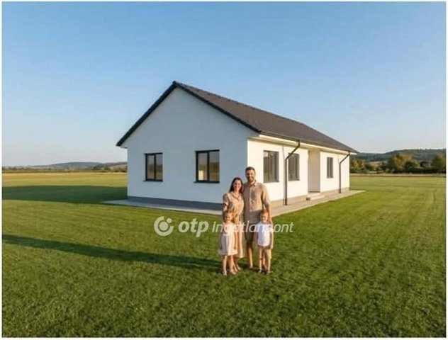 Eladó családi ház, Dunaföldváron 77 M Ft, 1+2 szobás