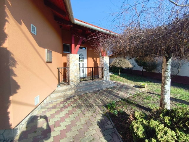 Eladó családi ház, Felsőzsolcán 89.9 M Ft, 3 szobás
