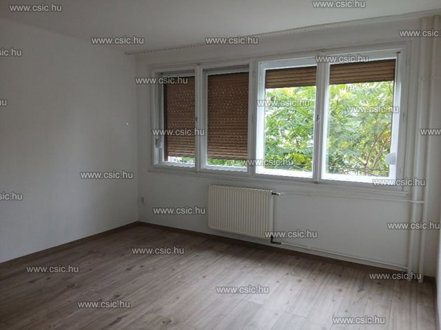 Eladó téglalakás, Budapesten, XI. kerületben, Fehérvári úton