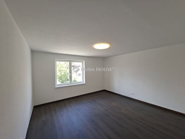 Eladó családi ház, Hatvanban 89 M Ft, 4 szobás