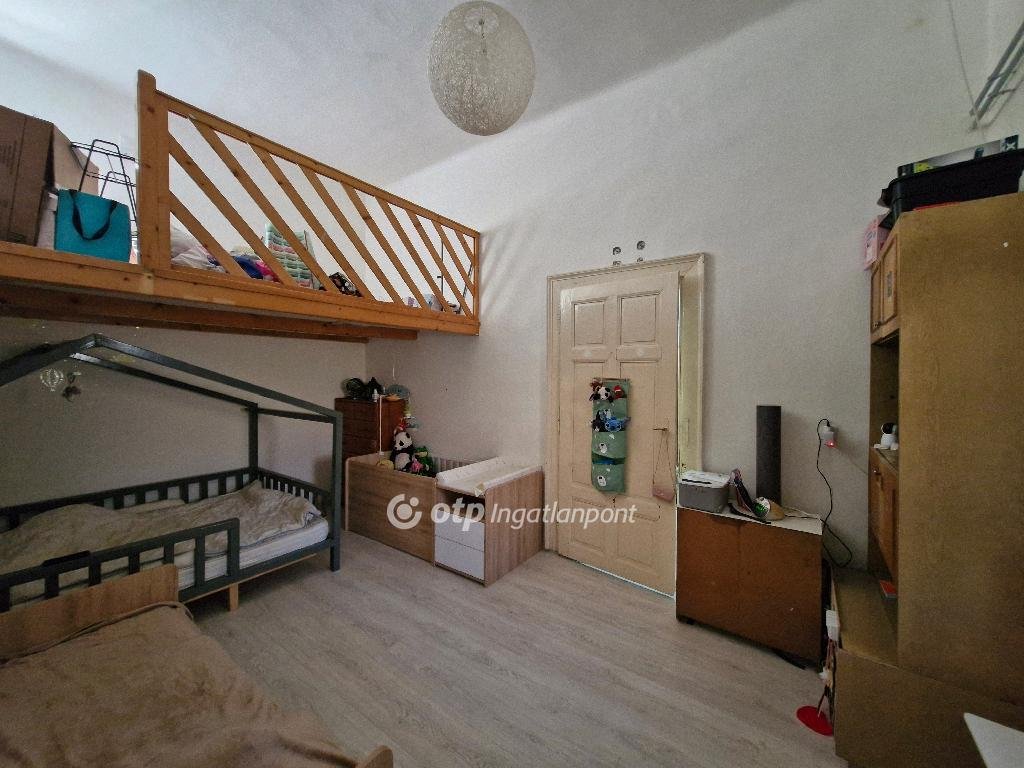 3 bed · 80m² · 50.000.000 ft
