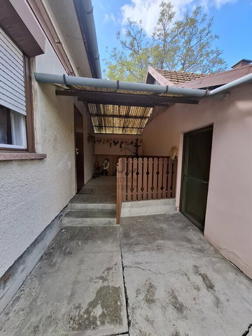 Eladó családi ház, Szarvason 55 M Ft, 3 szobás