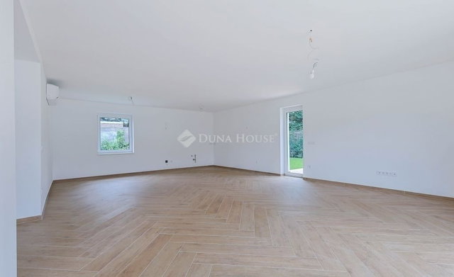 Eladó családi ház, Budapesten, XVIII. kerületben 229.99 M Ft