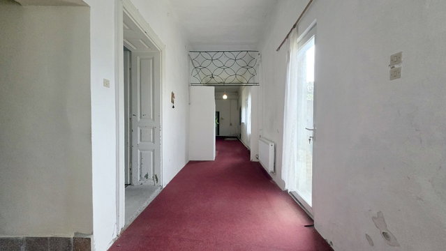 Eladó családi ház, Garán 9.5 M Ft, 4 szobás