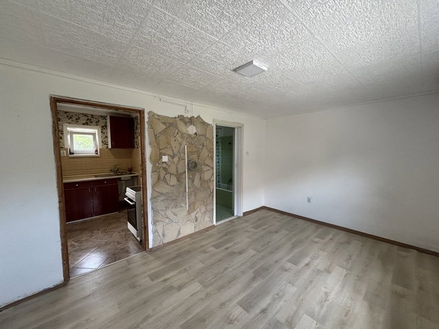 Eladó családi ház, Oszláron 14.99 M Ft, 2 szobás