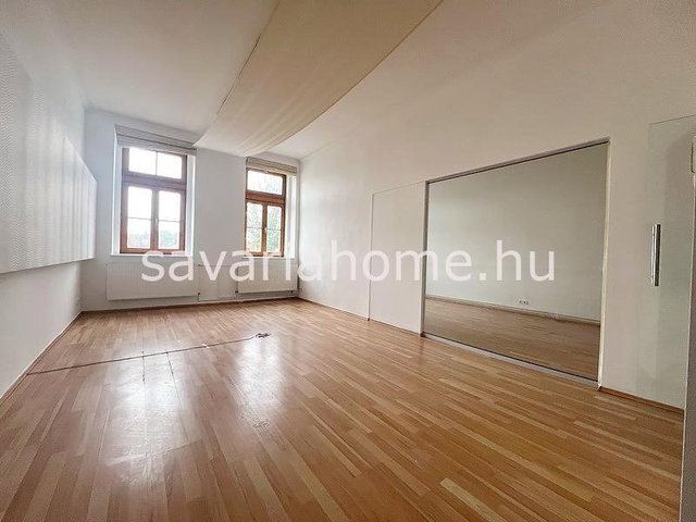 Kiadó iroda, Szombathelyen 200 E Ft / hó, 2 szobás