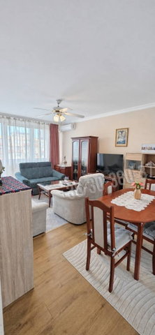 Eladó panellakás, Dunaújvárosban, Római körúton 32.5 M Ft