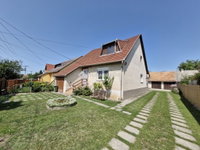Eladó családi ház, Komáromban 84.9 M Ft, 3 szobás