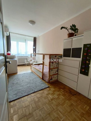 Eladó téglalakás, Tatabányán 49.999 M Ft, 3 szobás