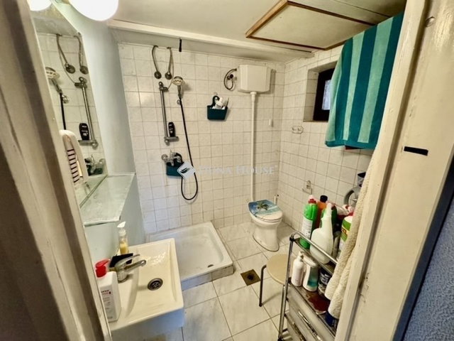 Eladó családi ház, Budapesten, XV. kerületben 96.9 M Ft