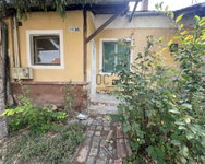 Eladó téglalakás, Szekszárdon 6 M Ft, 2 szobás