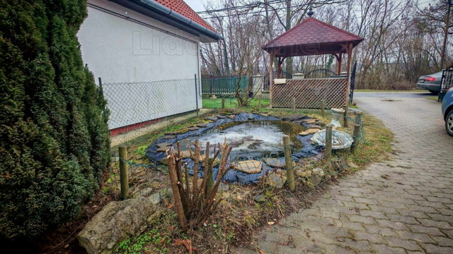 Eladó családi ház, Zalacsányon 84.999 M Ft, 6 szobás