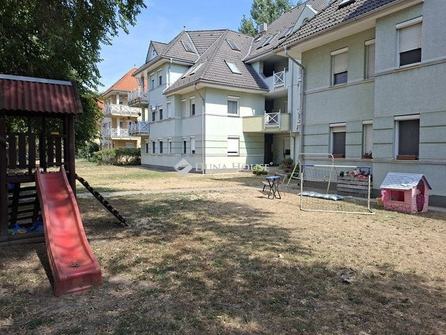 Eladó téglalakás, Szegeden 44.49 M Ft, 2 szobás