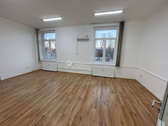 Kiadó iroda, Budapesten, X. kerületben 420 E Ft / hó, 4 szobás