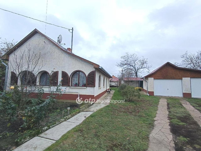 Eladó családi ház, Tiszaszentimrén 26.5 M Ft, 1+2 szobás