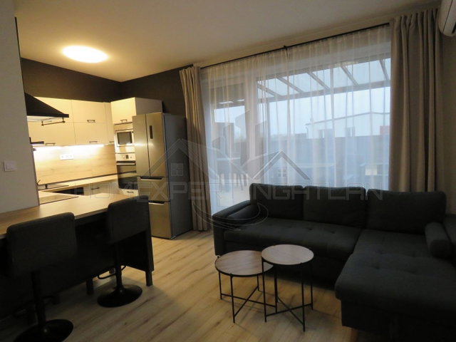 Kiadó téglalakás, albérlet, Levélen 230 E Ft / hó, 2 szobás