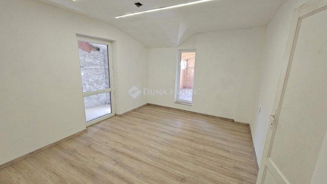 Eladó családi ház, Budapesten, XVIII. kerületben 99.9 M Ft