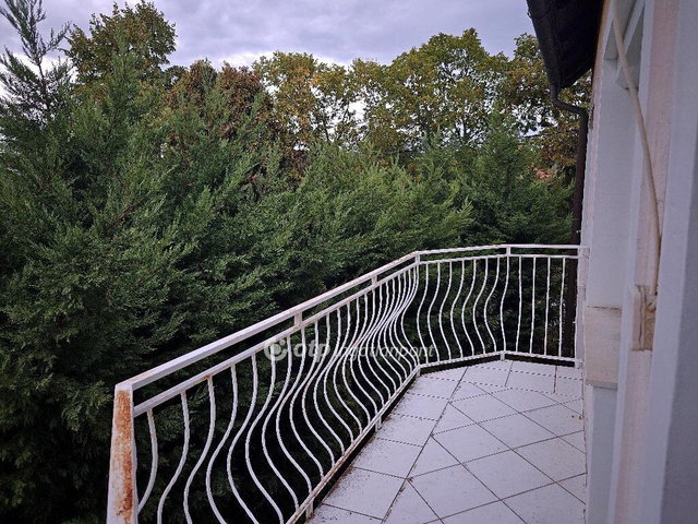 Eladó téglalakás, Szentendrén 129.9 M Ft, 3 szobás