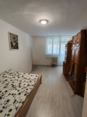 Eladó téglalakás, Pétfürdőn 35.5 M Ft, 2 szobás
