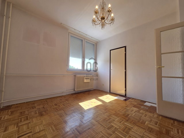 Eladó téglalakás, Gyöngyösön 33.3 M Ft, 2 szobás