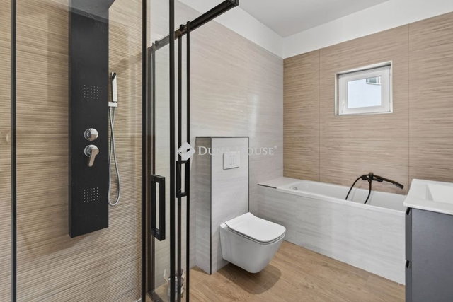 Eladó családi ház, Budakeszin 149.9 M Ft, 7 szobás