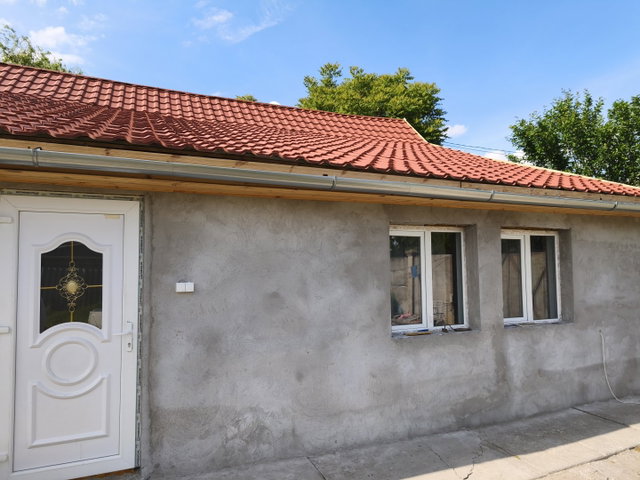 Eladó családi ház, Makón, Lendvai utcában 26.9 M Ft, 3 szobás