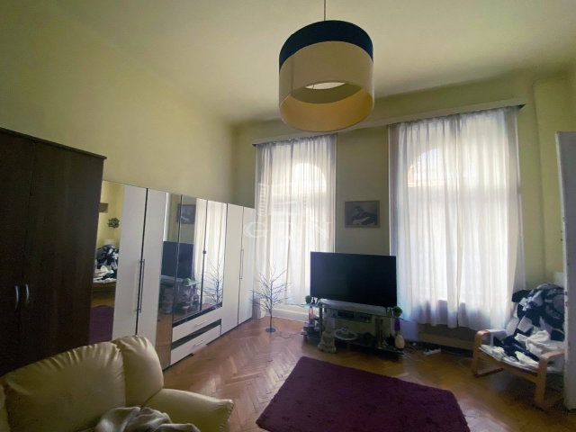 Eladó téglalakás, Budapesten, VIII. kerületben 64.9 M Ft