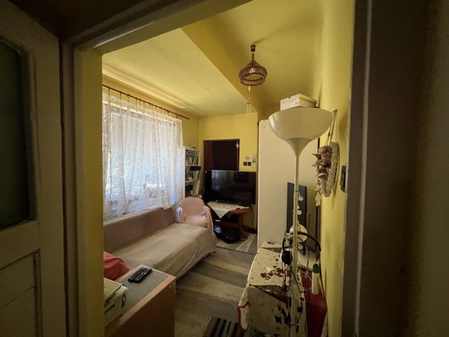 Eladó családi ház, Budapesten, III. kerületben 114.9 M Ft