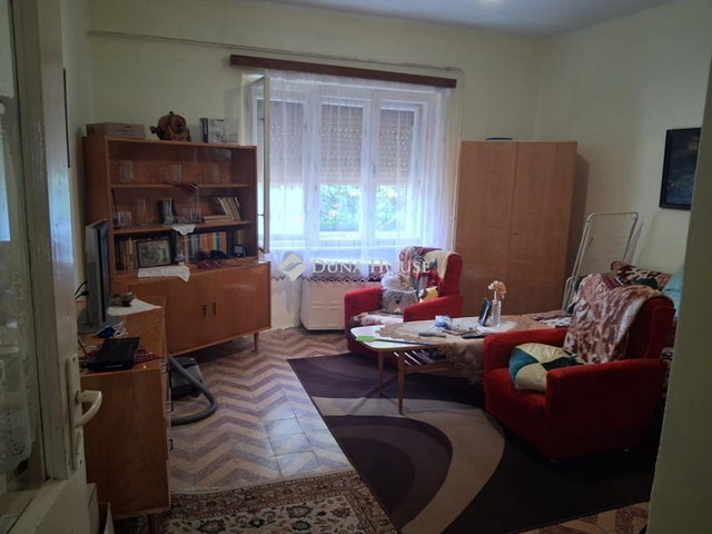 Eladó családi ház, Magyarkeszin 25.2 M Ft, 2 szobás