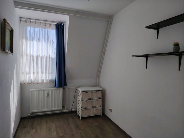 Eladó panellakás, Debrecenben 59.9 M Ft, 3 szobás