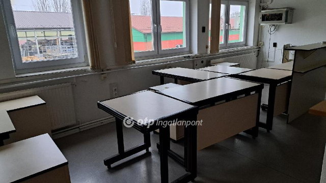 Kiadó iroda, Gödön 460 E Ft / hó, 1 szobás