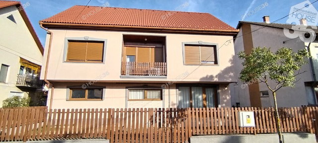 Eladó családi ház, Soltvadkerten 79 M Ft, 6 szobás