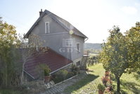 Eladó családi ház, Óbudaváron 90 M Ft, 3 szobás