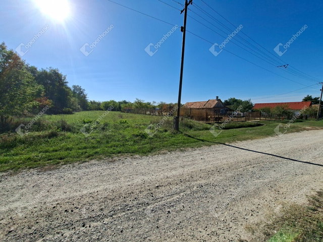 Eladó telek, Tapsonyon 3.5 M Ft / költözzbe.hu