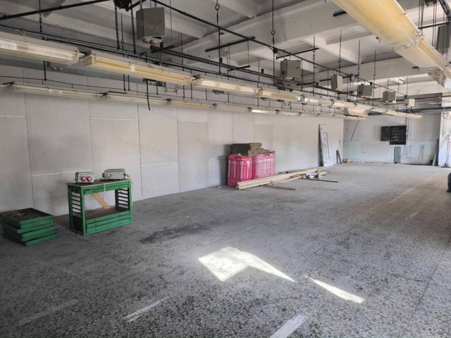 Eladó ipari ingatlan, Tiszaföldváron 34.49 M Ft, 3 szobás