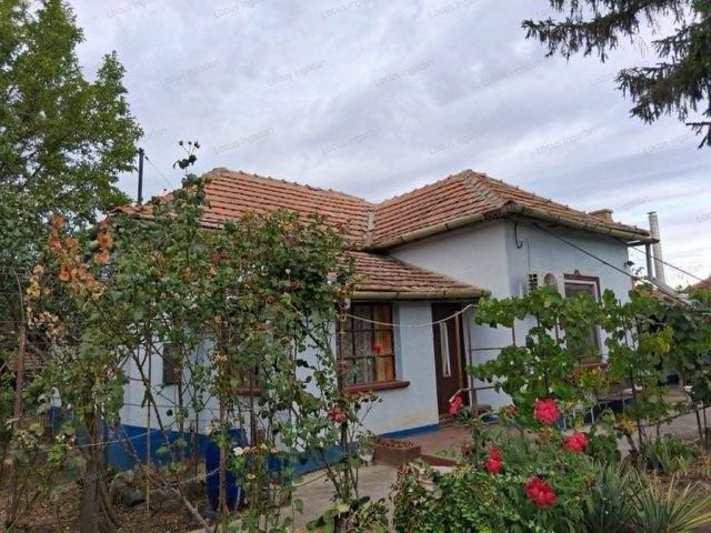 Eladó családi ház, Törökszentmiklóson 24.9 M Ft, 2 szobás