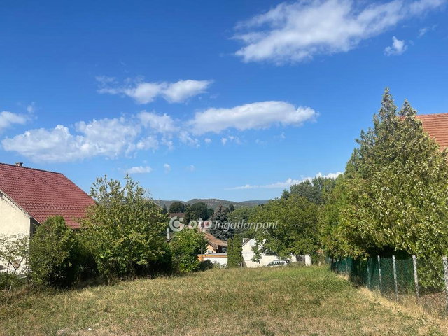 Eladó telek, Pilisvörösváron 68 M Ft / költözzbe.hu