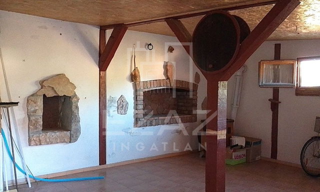 Eladó családi ház, Villányban 27.5 M Ft, 2 szobás
