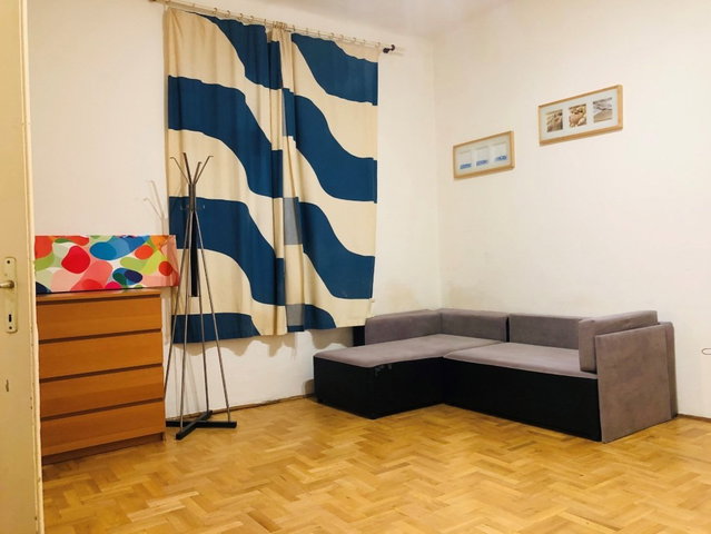 Kiadó téglalakás, albérlet, V. kerületben, Váci utcában