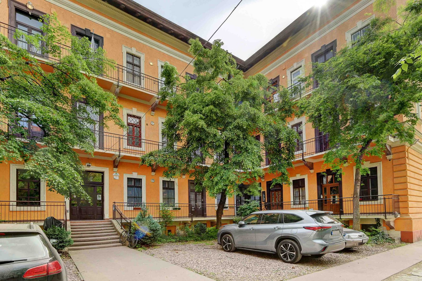 3 bed · 64m² · 70.900.000 ft