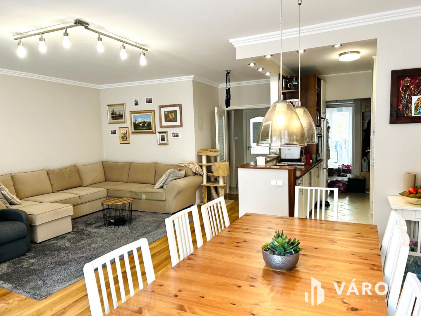 3 bed · 90m² · 90.000.000 ft